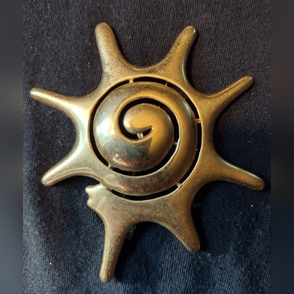 Beach brooches - Picture 2 of 10